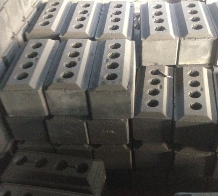 Produktionsproces af forbagt anode carbonblok